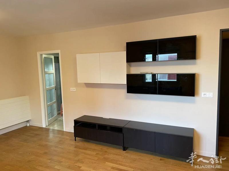92省A线 NANTERRE UNIVERSITE 80m2 三房一厅出租