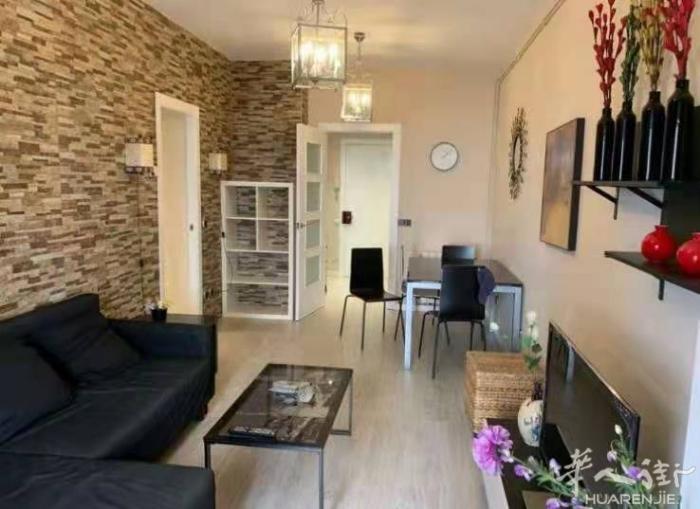 🏡巴塞单间出租，位置el raval，Calle de l'Hospital,