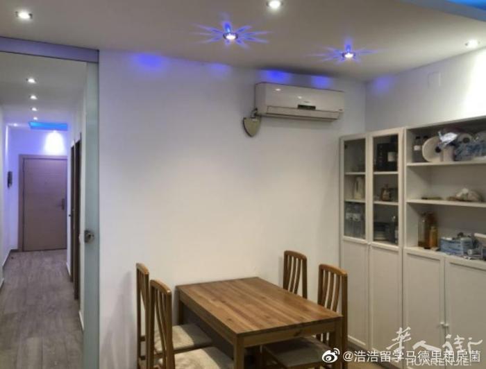 🏡巴塞近sagrera地铁口新装修，安静卫生。和房东一家三口同住，房东好说话。