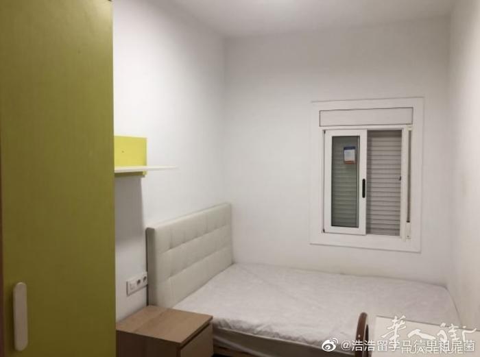 🏡巴塞罗那近sagrera地铁口新装修，安静卫生。和房东一家三口同住，房东好说