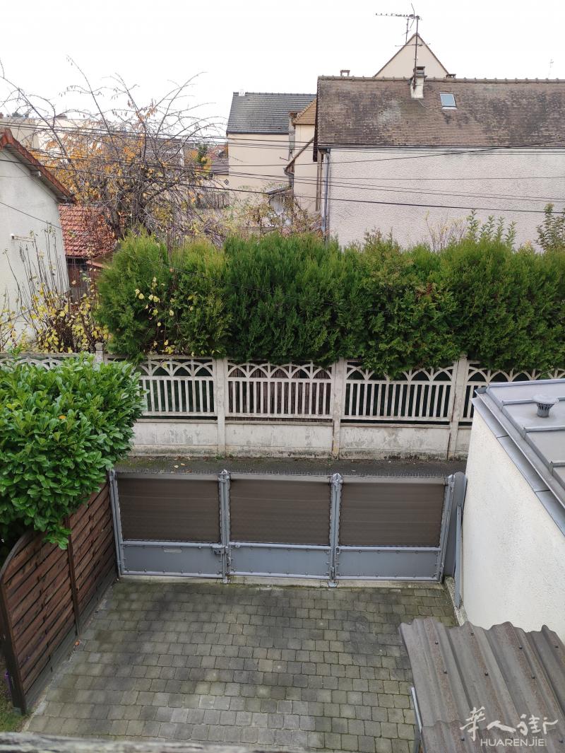 A线Houilles-Carrières-Sur-Seine整套公寓带家具出租