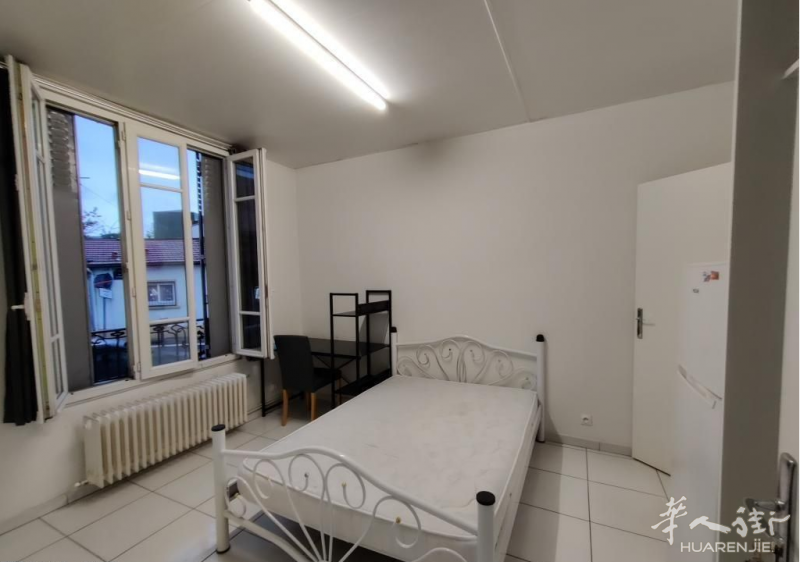 Villejuif(94800) 整套长租 94省别墅分租25平独立studio出租630欧 可申请房补