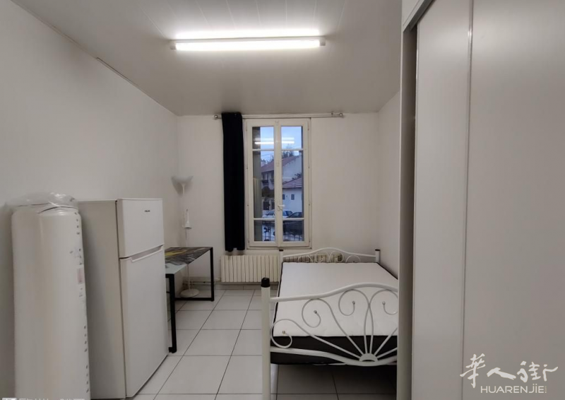 Villejuif(94800) 整套长租 94省别墅分租22平独立studio出租650欧 可申请房补