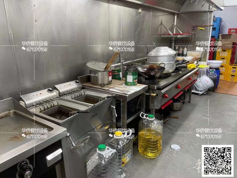 出售各大欧洲品牌餐饮厨具设备: 炉头， wok铁板, 抽风机, buffet 机，电油锅，冰箱, 冰柜，风箱，洗碗机， 制冰机， 水槽，油锅， 咖啡桌，工作台冰