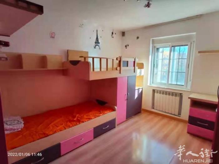 🔵马德里近3号线三室一厅双卫出租，近3号线Ciudad de los ánge