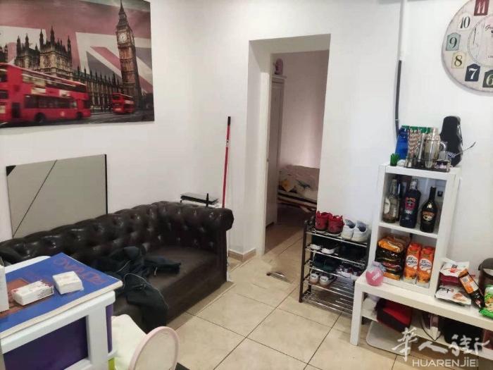 🏡7号线Francos Rodriguez地铁口单间出租， 地址paseo d