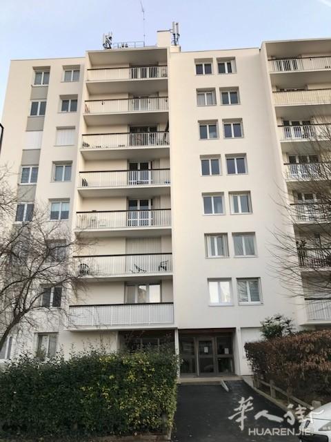IVRY SUR SEINE94省近华人区新装修一房出租