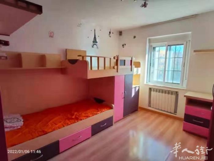 🔵马德里3号线三室一厅双卫出租，近3号线Ciudad de los ángel