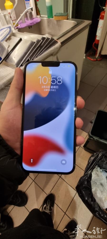13 pro max 128gb 电池容量百分百  买了两个月 可以查发票 送充