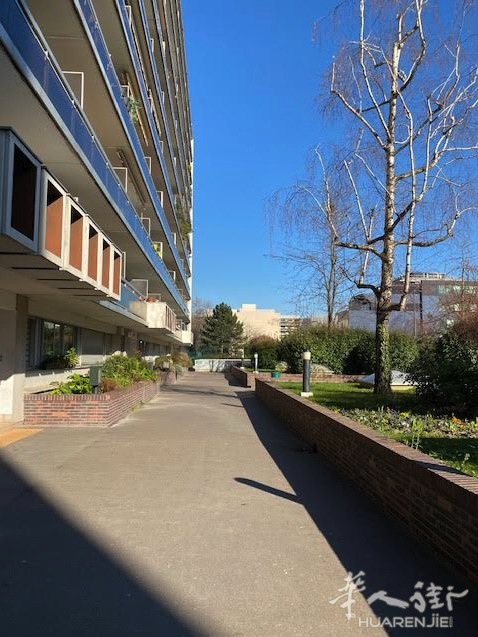 92省 Clichey 两房一厅 64平方，近17区，近Levallois-Perret出售