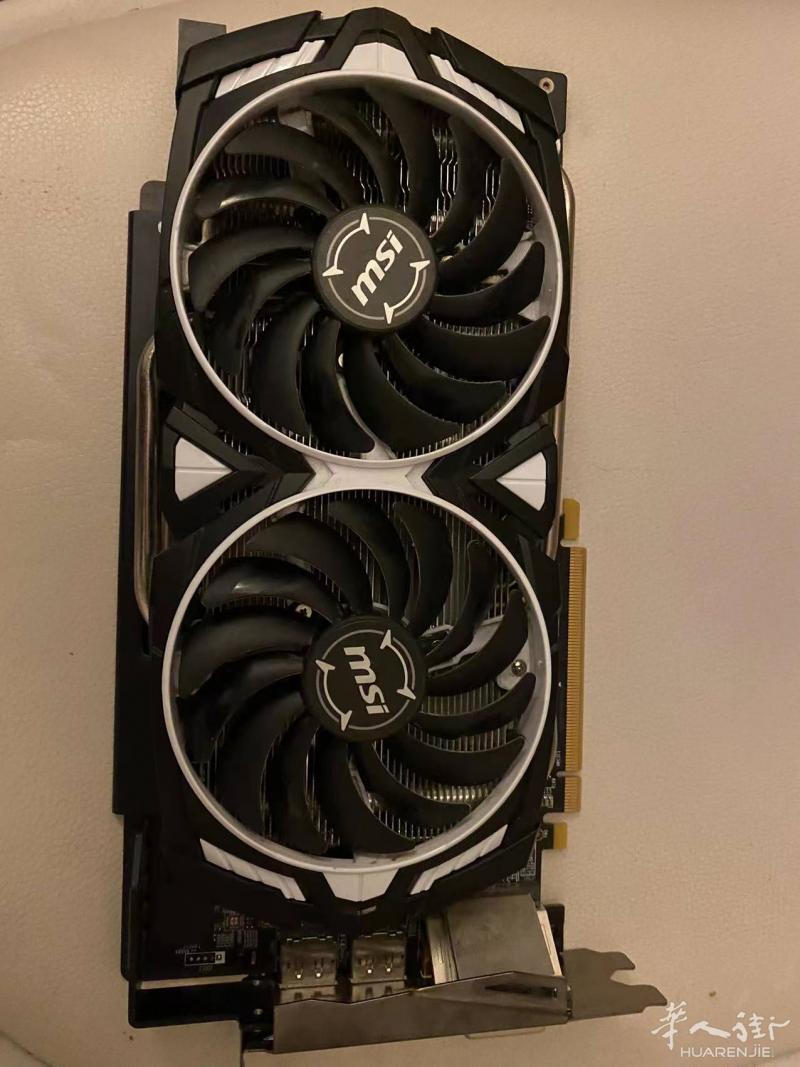 出一张微星RX590 ARMOR 8G显卡