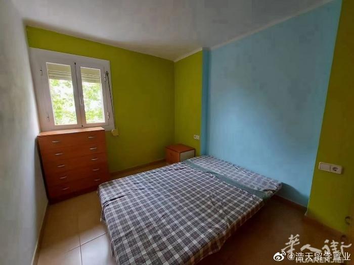 🏡巴塞罗那Trinita Nova 双人房，房子为三室一卫，现住2个男生，都是