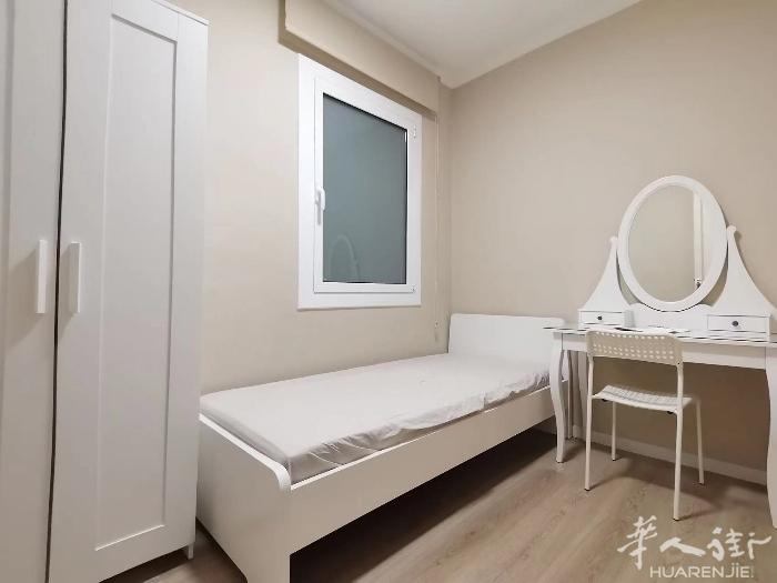 🏡巴塞单间出租，全新宜家家具，圣家堂附近verdaguer 地铁站，L4L5L