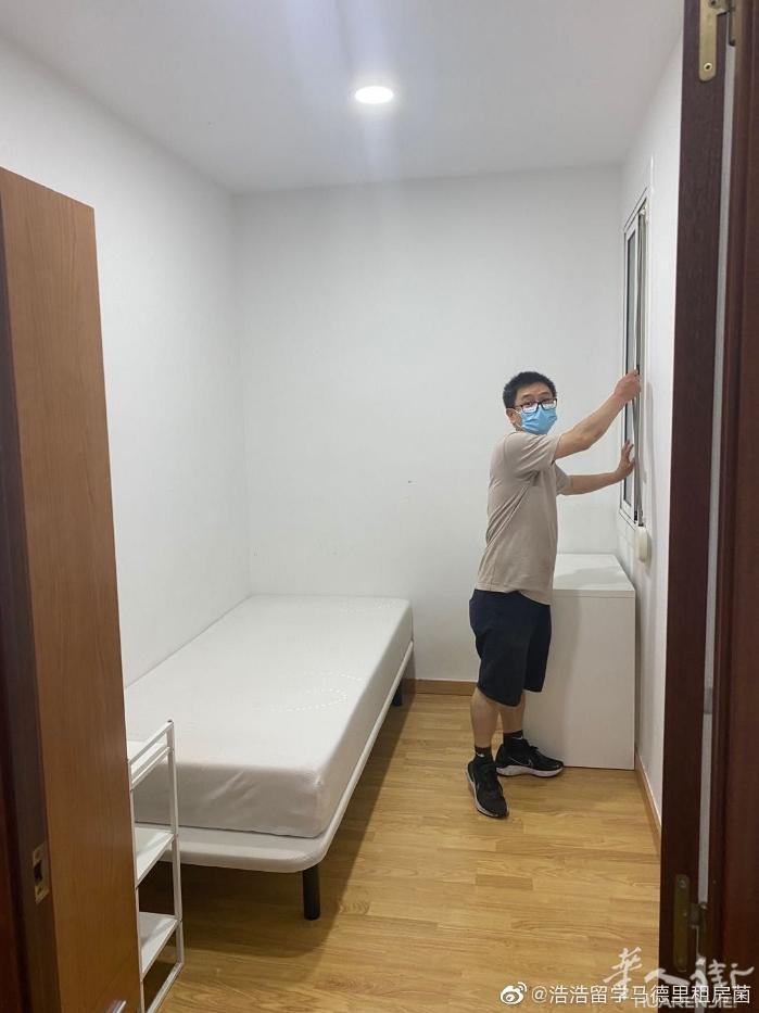 🏡巴塞单间房子位于plaza de espaya附近，周围交通便利有地铁L3/