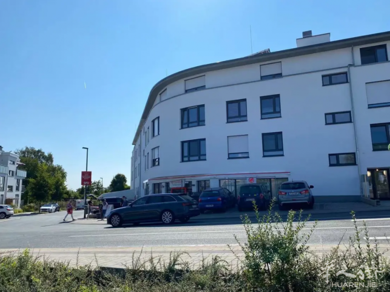 法兰克福周边Steinbach,好房一枚，投资，自用都可，53平米，只要33万，赶紧抓紧时间。