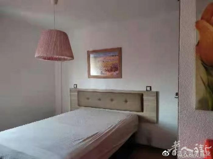 地铁三号线sanfermin 房间出租， 8楼带电梯，双电梯，半封闭小区，很安全