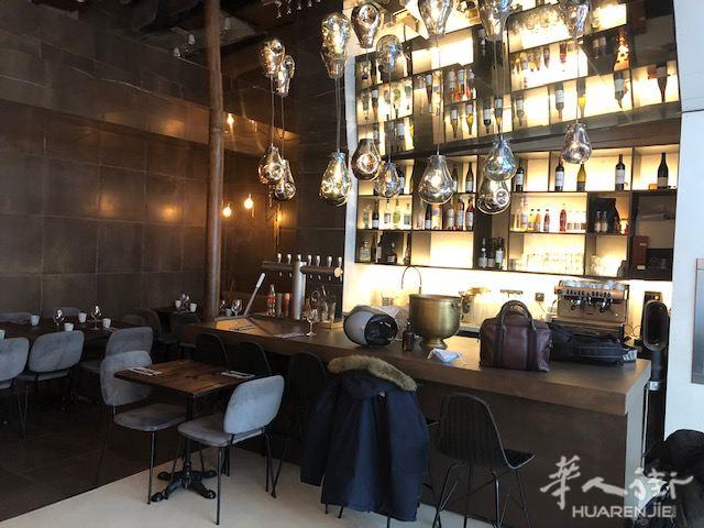 小巴黎16区餐馆转让,带酒牌和大烟囱,独家资源!No. 264
