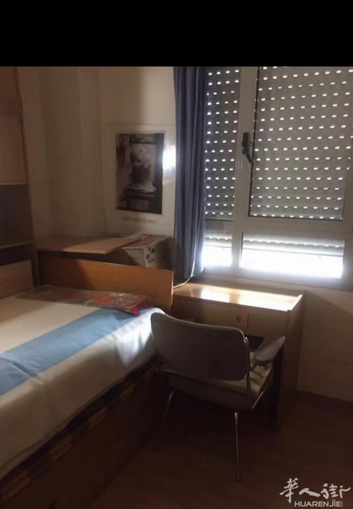 🏡巴塞单间带独卫campana附近，拎包入住。90 平米，房子2室2卫，一共住