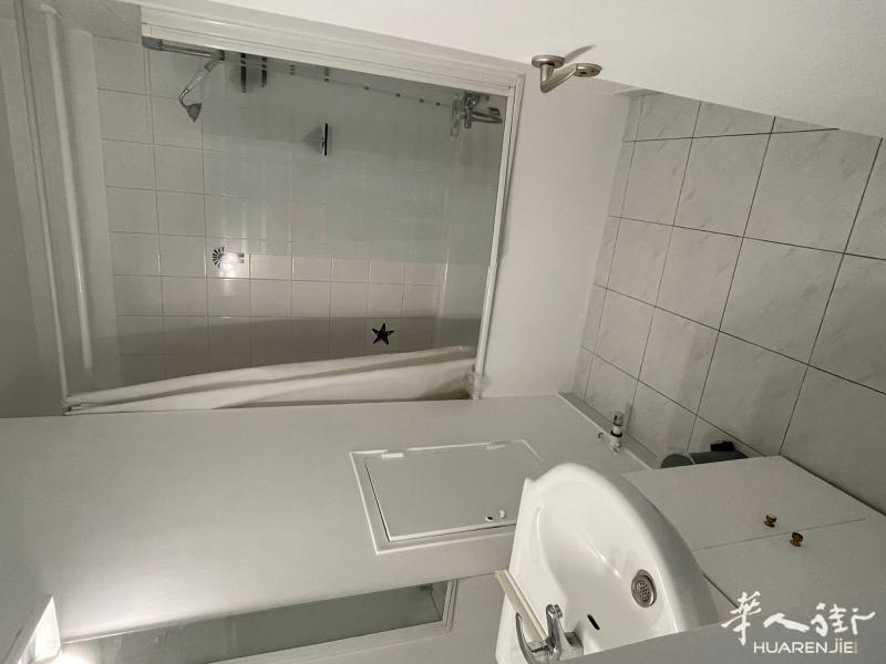 75013 PARIS METRO PORTE DE CHOISY LOCATION MEUBLEE STUDIO 35 M² CAVE ET PARKING