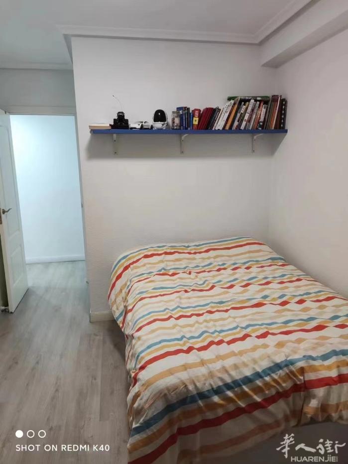 🏡马德里5号线vista alegre 单间带独卫出租 直达市中心与cedeu