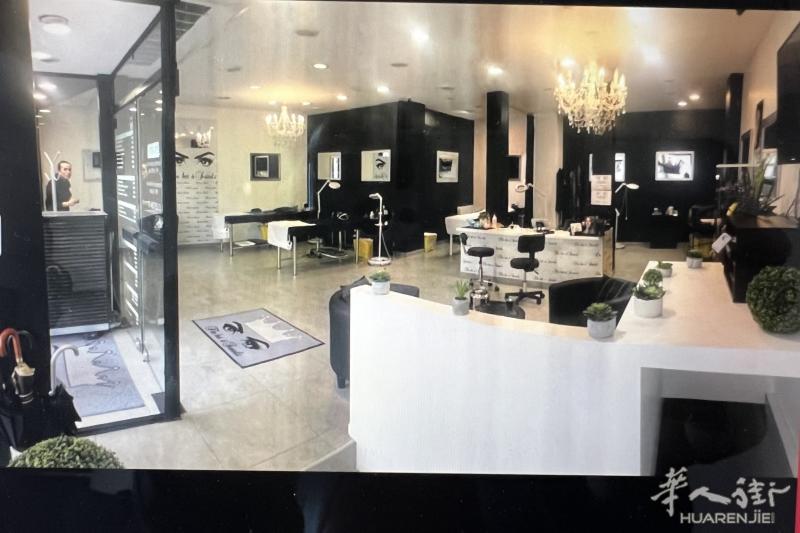 巴黎16区Avenue de Versailles 法国人美容店