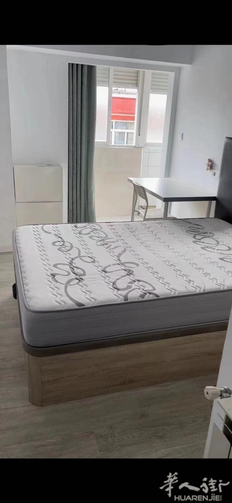 🏡马德里carabanchel两个房间带独卫出租，精装修带独立卫生间、空调房，