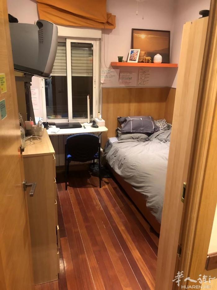 🏡马德里地铁6号线 puerta de angel站有单人房间出租 房间温馨整