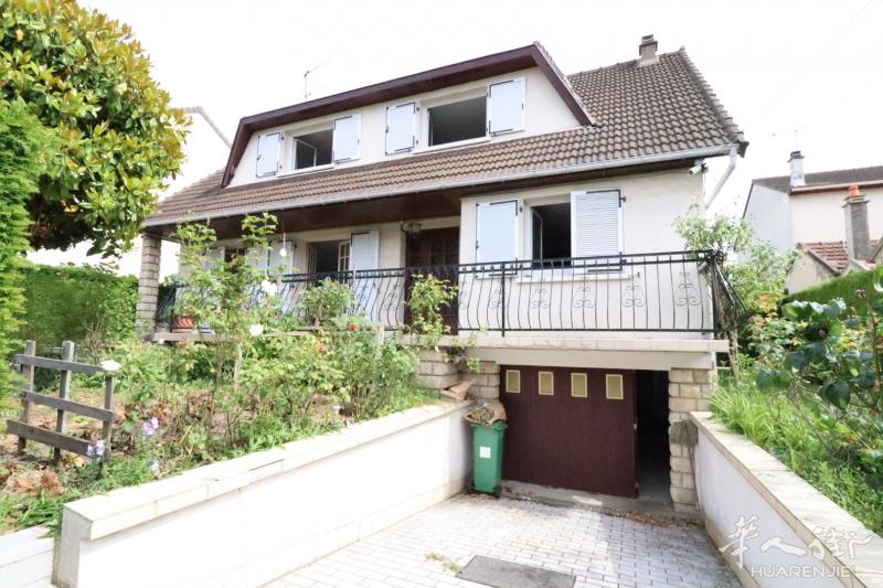 drancy 独立大别墅出售 前后院 车库可停5，6辆车 6个房间 两层楼