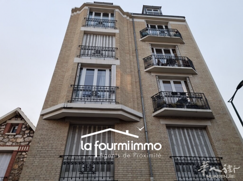 92省Colombes 66平 2室一厅，自主投资朝东阳光好房，395000欧