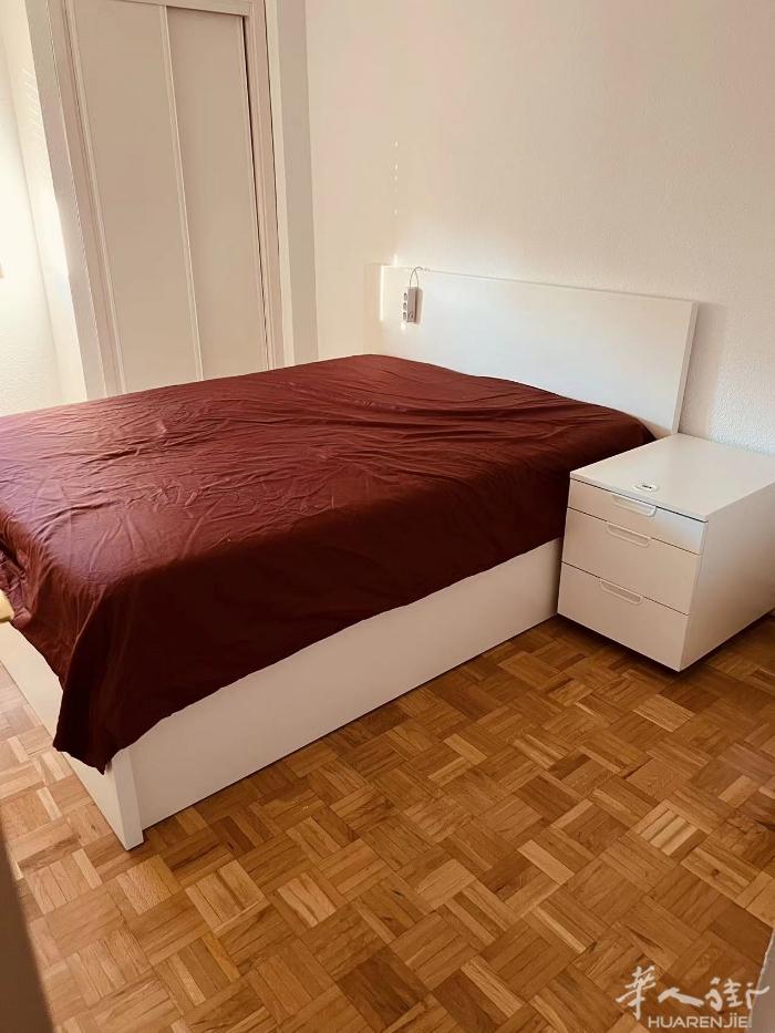 🏡马德里单间带独卫出租 出租Majadahonda 封闭小区 .，只住了房东1