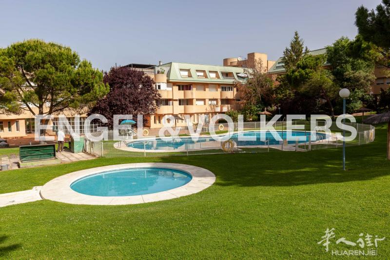 Villaviciosa de Odon两房公寓出售