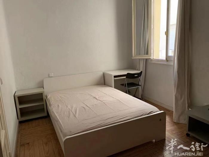 🏡马德里市中心plaza España 有大床房7月出租，房子6室2卫，有电梯