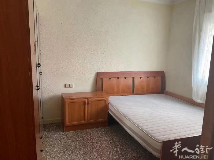 🏡巴塞两个单间出租，sabadell norte火车站附近，房子为独栋别墅，两