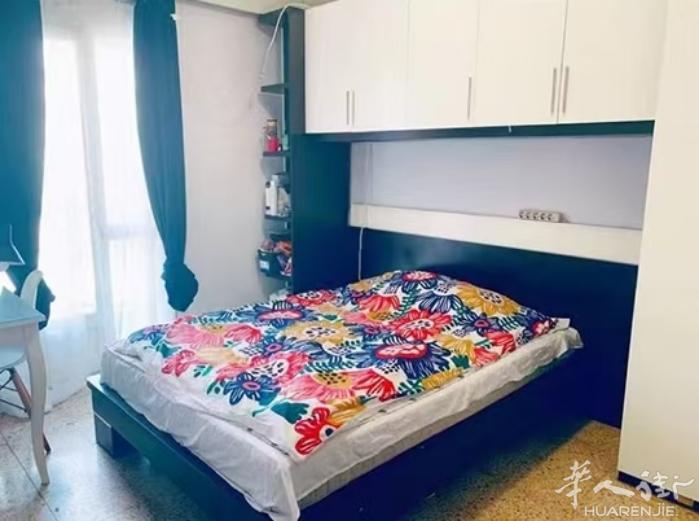 🏡巴塞单间阳光大床房，7月起租 房间带空调，阳台(阳台直面圣保罗景点) 离5号