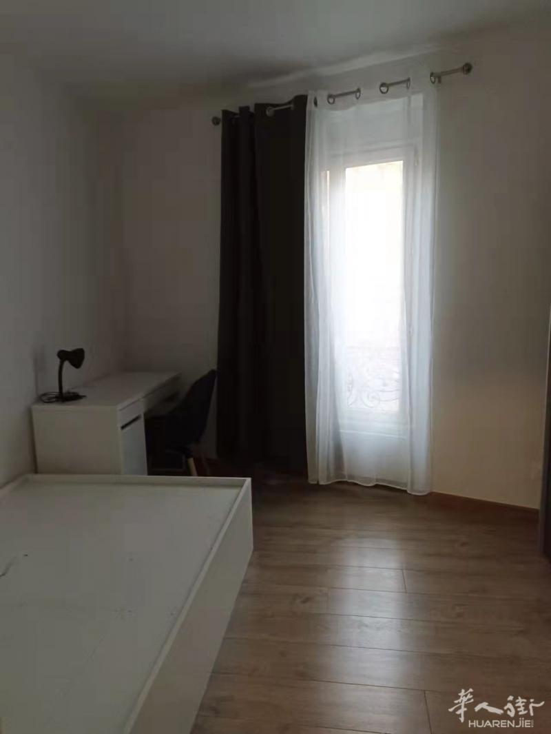 巴黎10区 Belleville 一房一厅出租