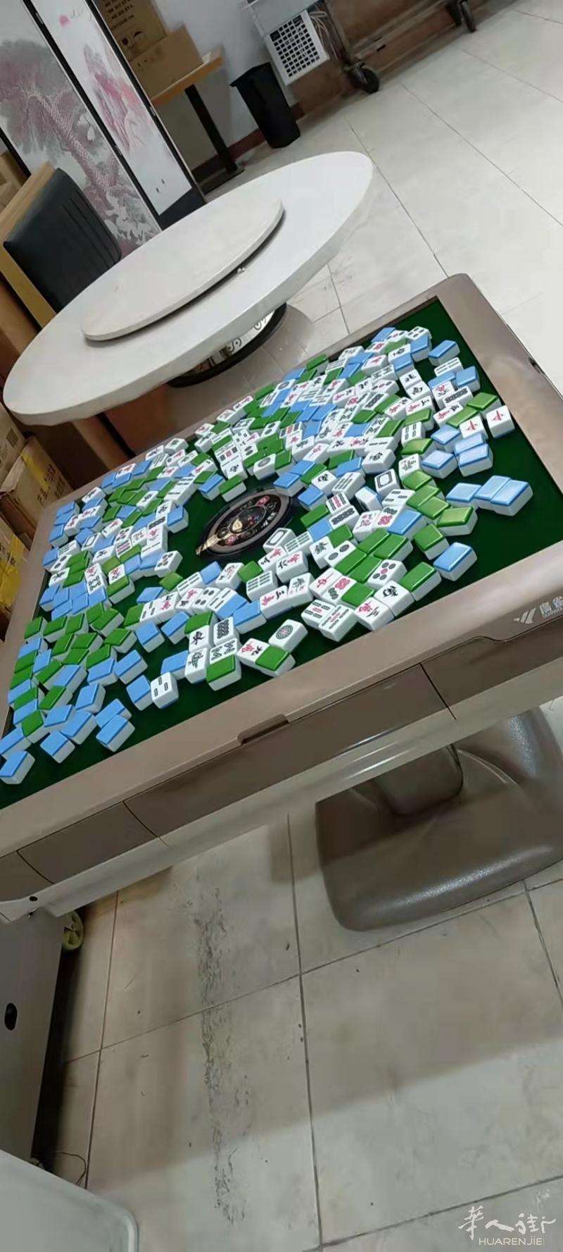出售洗碗机，水槽，抽风，冰箱，炉头，蛋糕柜，油锅，硬冰，自动炒菜机......