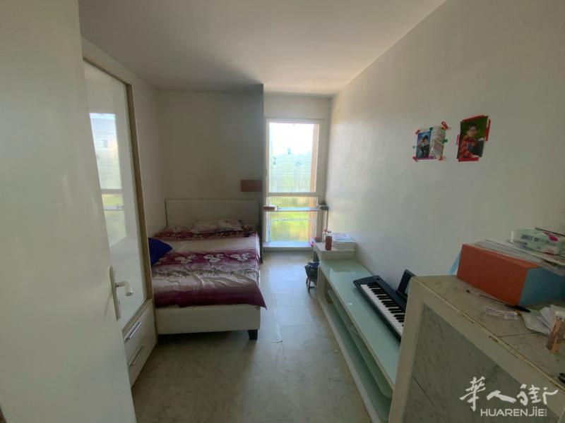 单人房出租，合租，350€，94区