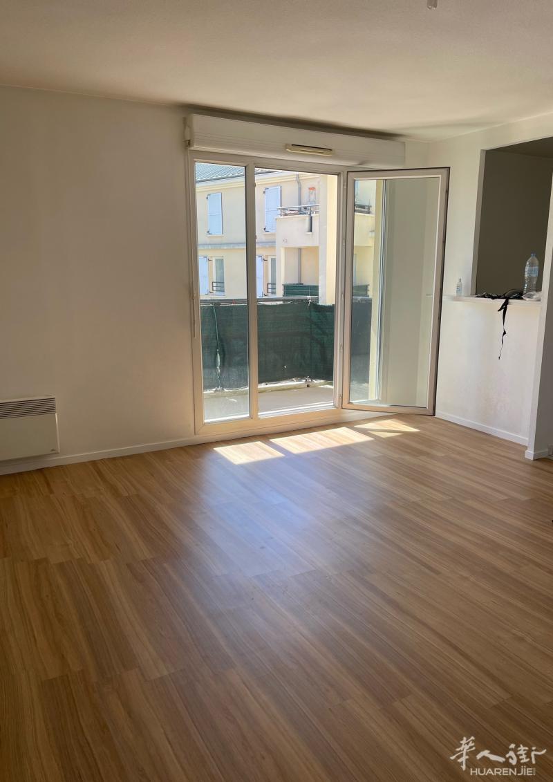 94省vitry-sur-seine好房出租, 46平米, 有阳台和停车位