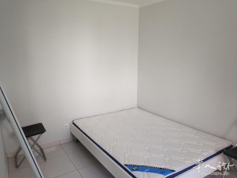 5 rue Hippolyte Sarty, 94400 Vitry-Sur-Seine  独立studio 18平， 500+50水电预付，开始出租啦