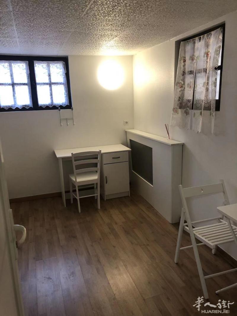 94 Vitry-sur-seine 单间 18平 580欧 房东直租