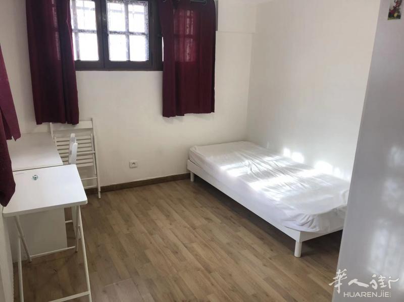 94 Vitry-sur-seine 单间 18平 590欧 房东直租