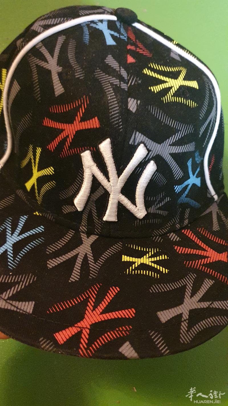 出售Casquette New York Yankees 帽子 已售 谢谢