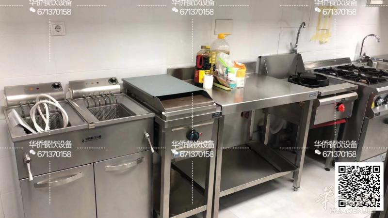 出售各大欧洲品牌餐饮厨具设备，糖果店设备，酒吧设备等