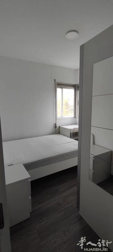 《1号线/4号线 Pinar de Chamartin地铁口，北部富人区3居室精