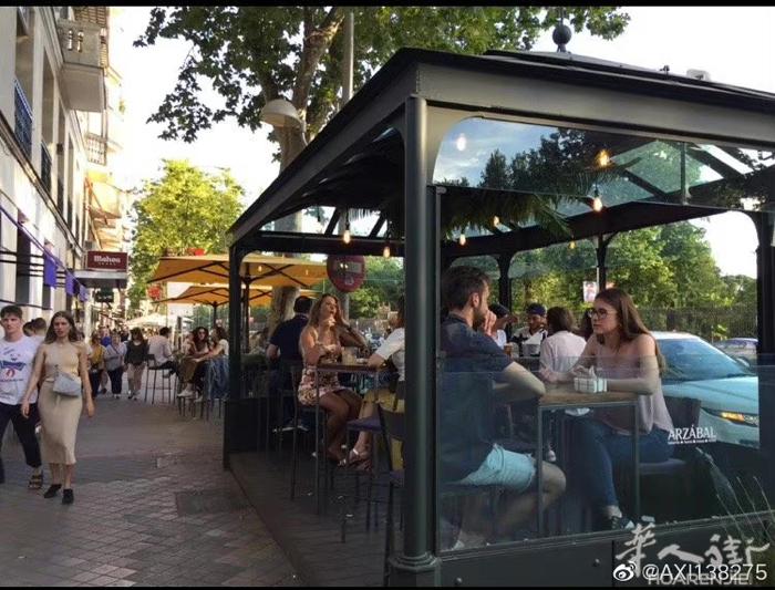 直租市中心靠丽池公园9号线IBIZA地铁口两分钟主大街有两间房招租（单人房8月1
