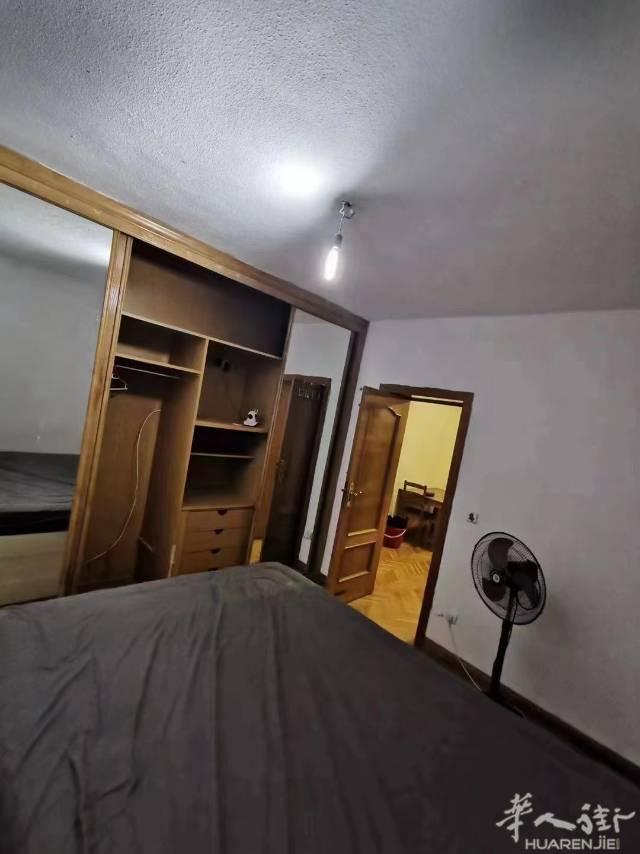 马德里十一号线abrantes 三室一厅出租 租金750欧