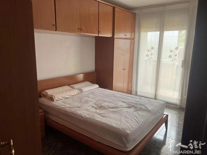 🔵巴塞整租，badalona仓库区，位于 avinguda marques d
