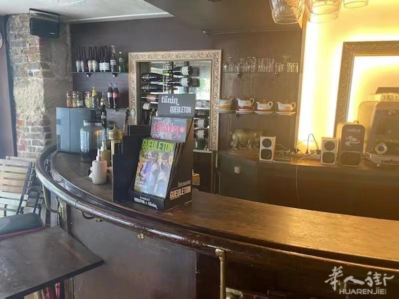 巴黎11区nation 靠近地铁的特色法餐厅出租～️