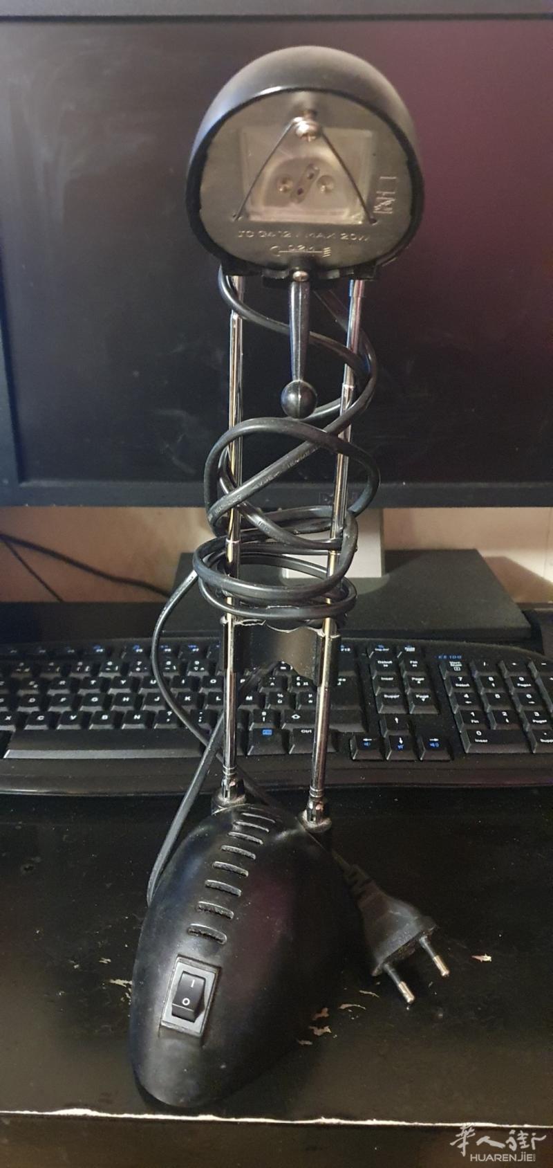 出售台灯lampe de bureau