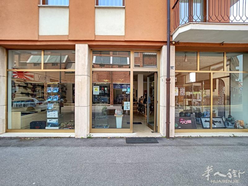 【瑞麦地产】出售Castelfranco Veneto市中心店面
